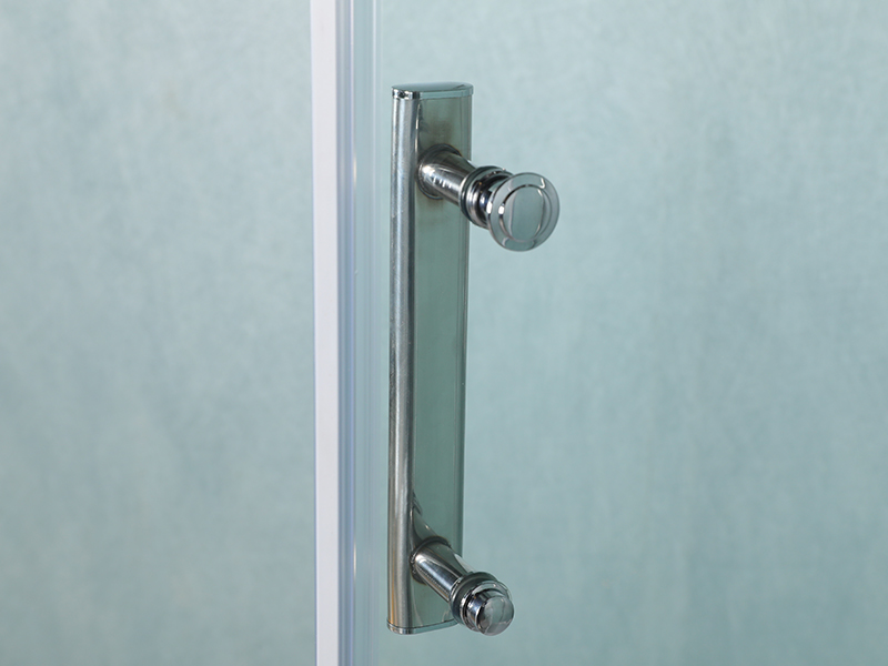 LD Pivot dusjkabinett i krom aluminiumsprofil LD Pivot dusjkabinett i krom aluminiumsprofil