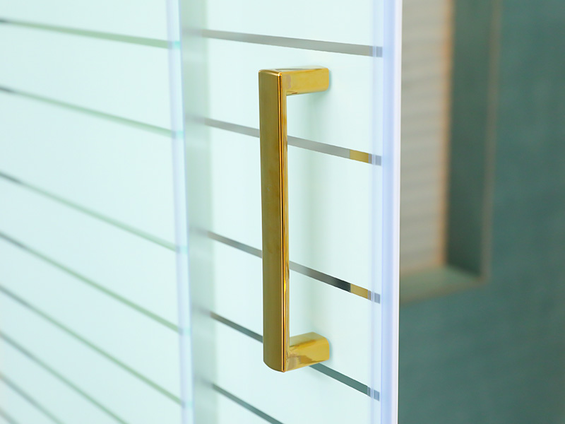 SQUARE skyve dusjkabinett, klart herdet glass med trykk, gull aluminiumsprofil, doble hull håndtak, med brett SQUARE skyve dusjkabinett, klart herdet glass med trykk, gull aluminiumsprofil, doble hull håndtak, med brett