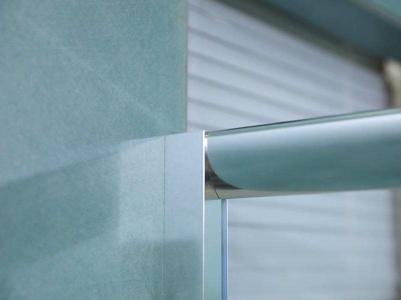 RE Krom aluminiumsramme Herdet glass Firkantet skyvedusjkabinett med brett RE Krom aluminiumsramme Herdet glass Firkantet skyvedusjkabinett med brett