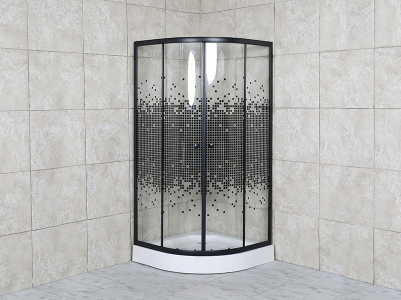 SE skyve dusjkabinett, klart herdet glass med mosaikktrykk, svart malt aluminium, håndtak med doble hull, med brett
