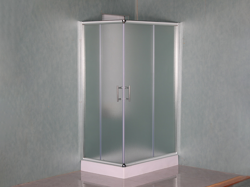 RE skyve dusjkabinett, matt herdet glass, krom aluminiumsprofil, håndtak med doble hull, med brett