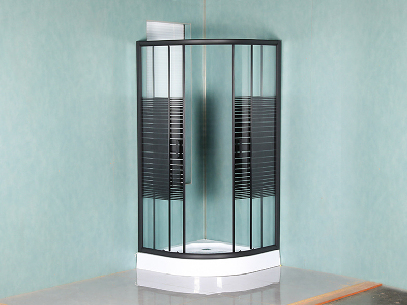 SE Svart aluminiumsramme skyve dusjkabinett i herdet glass SE Svart aluminiumsramme skyve dusjkabinett i herdet glass