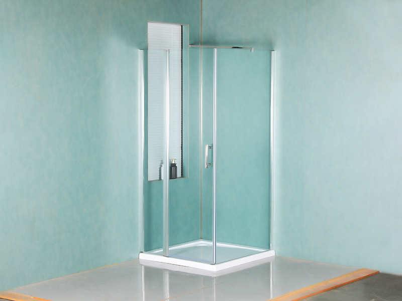 RSQB Pivot dusjkabinett i klart herdet glass